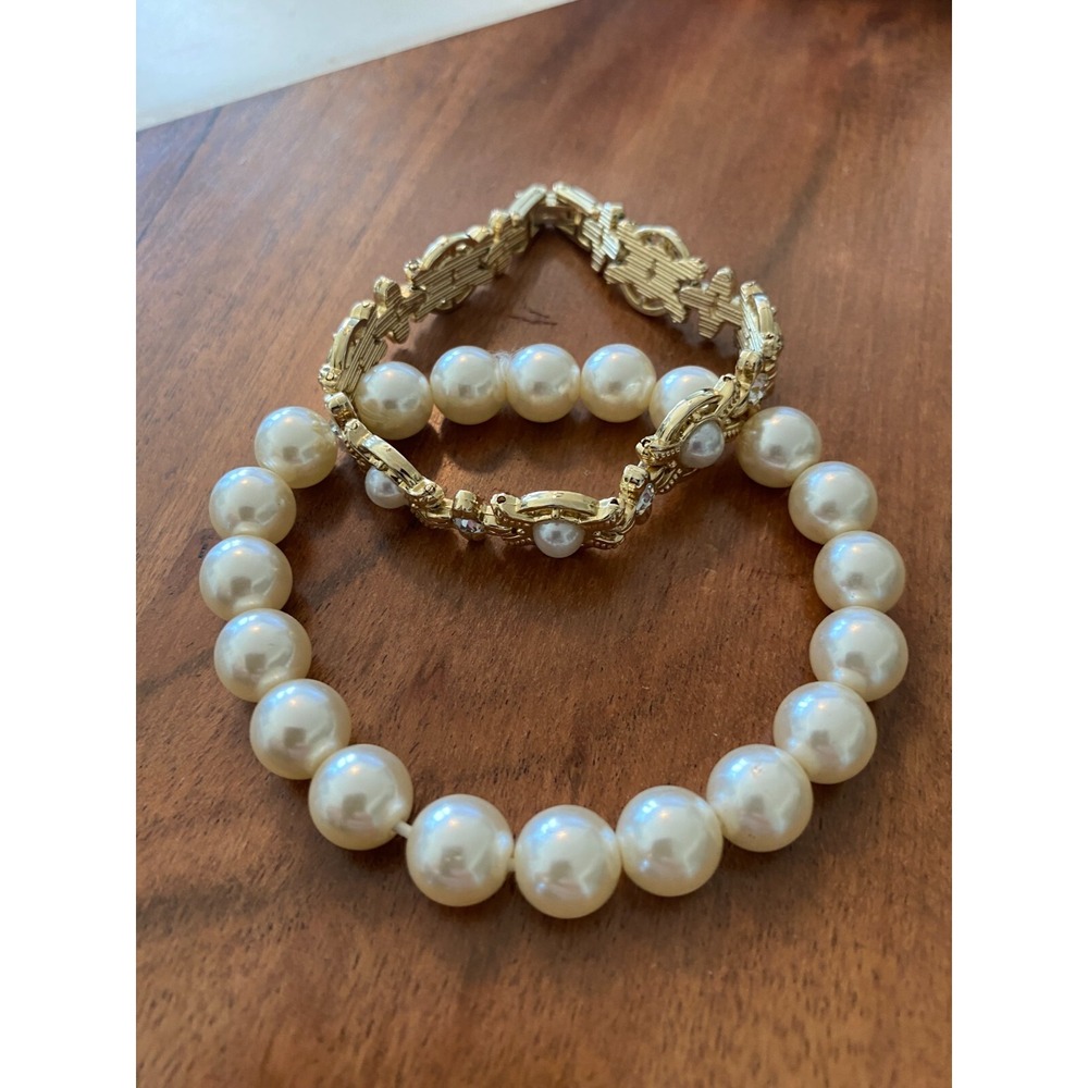 Women's Set 2 Bracelets White Pearl & Beaded & Gold Tone & Pearl Like Jewelry